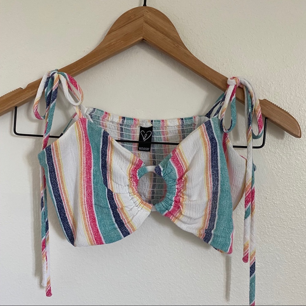Windsor Colorful Ring Crop Top - Picture 2 of 5